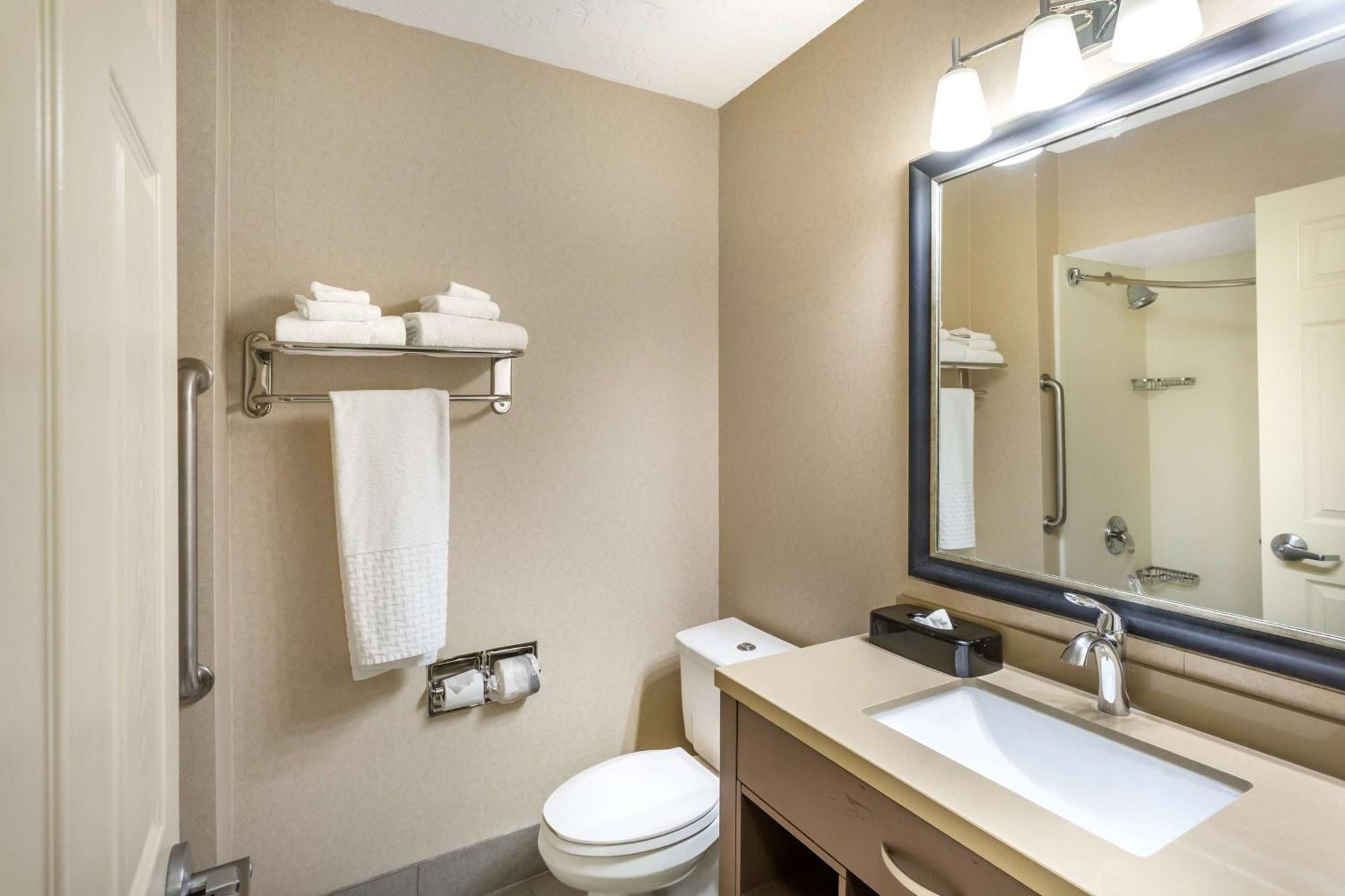 Best Western Plus Cotton Tree Inn Санді Екстер'єр фото