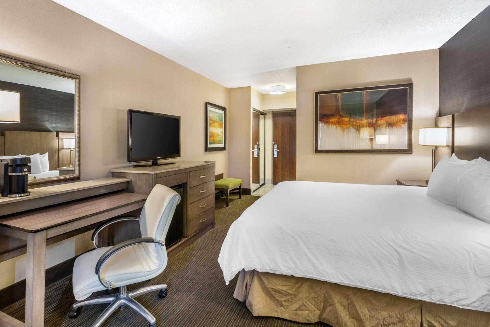 Best Western Plus Cotton Tree Inn Санді Екстер'єр фото